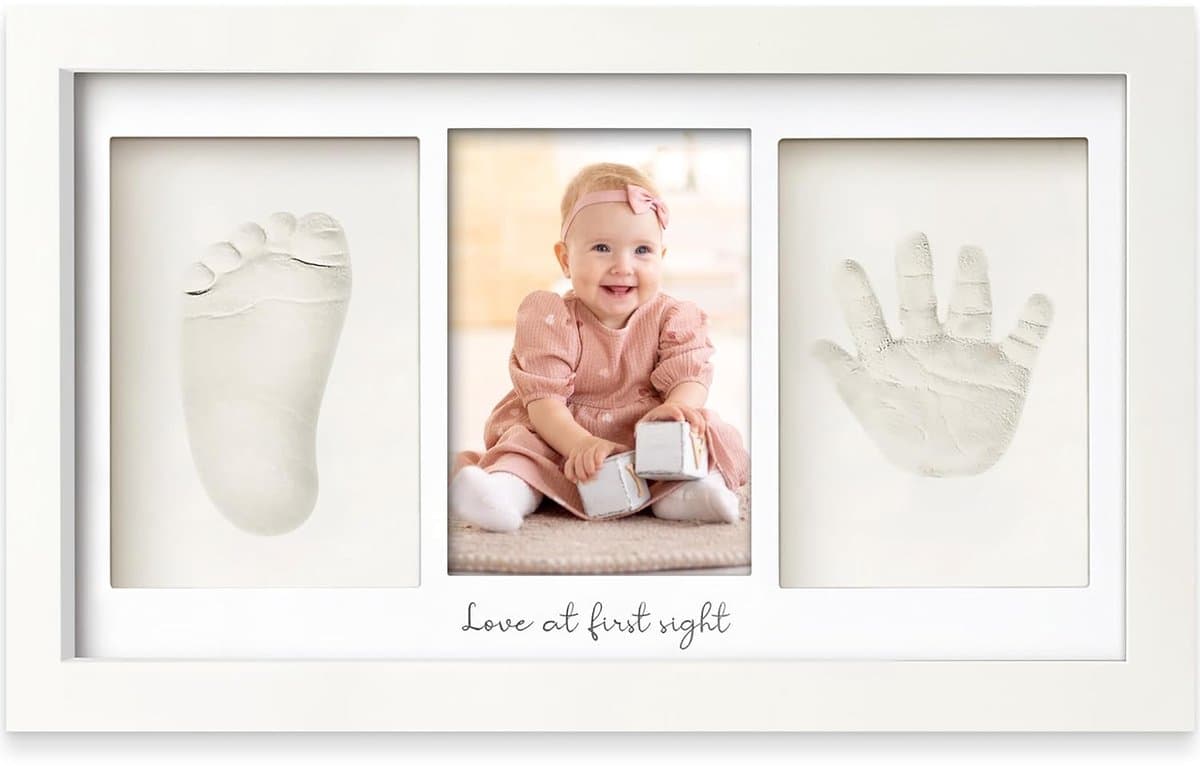Baby Hand- en Voetafdrukherinneringskader – Leem Set voor Pasgeborenen – Babykamer Decoratie — afbeelding 1