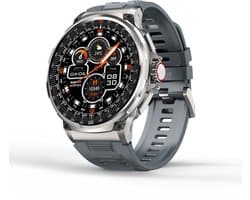 Knobbout 1.85” Scherm HD Sport Smartwatch – 710mAh Extra Grote Batterij – Bluetooth Bellen – RVS Bezel – Hartslagmeting/Bloeddrukmeting/Slaapmonitoring/Calorieverbruik – Android & iOS – Blauw Grijs Siliconen Band