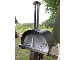BEEK - Classico 70 - pizzaoven inclusief Hoes Pizzaschep en ovenborstel - houtgestookt - Zwart - tot 2 pizza's tegelijk