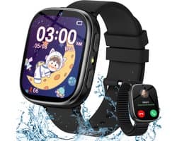 FOSMET Horloge Kind - Smartwatch Kinderen - 2G-Incl. Camera en 31 Kids Spelletjes - 512MB Geheugen - IP68 Waterdicht - Video Bellen& - USB Oplaadbaar Kinderhorloge SOS-Knop - Voor IOS & Android - Cadeaus voor Jongens en Meisjes - Zwart