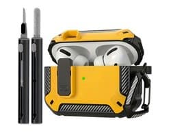 Geel robuust hoesje voor oordopjes met carbon look geschikt voor AirPods Pro 2 inclusief schoonmaakset en karabijnhaak – schokbestendig en duurzaam