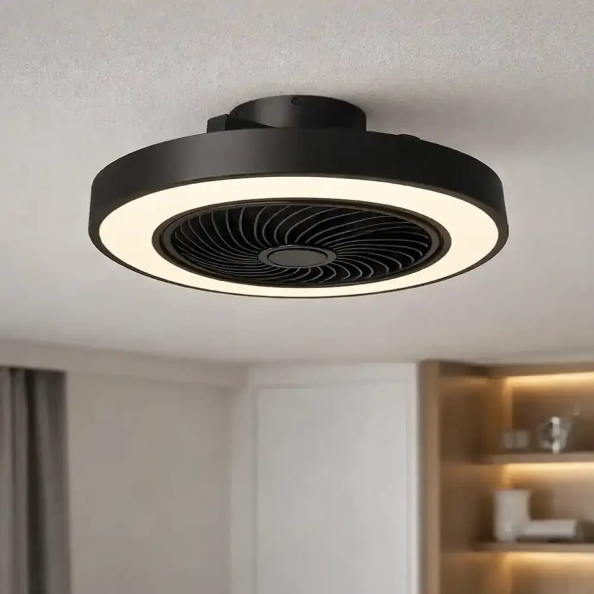 Plafondventilator Fiato Ø 50 cm - metalen ventilator - ventilator voor laag/schuin plafond - top kwaliteit - stil - energie zuinig - 6 snelheden - warm wit licht 2700 Kelvin - 3 step dim - zomer en winter stand - zwart — afbeelding 1