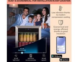 Klarstein Koelkast, Drankenkoelkast met glazen deur, Mini-koelkast geluidloos met 2 schappen & app-bediening, Outdoor koelkast, Kleine koelkast voor kamer, Minibar 0-13°C, Bierkoelkast 50 L