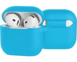 Case - Geschikt voor Apple AirPods 4 / 5 - Siliconen Hoes met Clip - Silicone Hoesje Cover - Lichtblauw